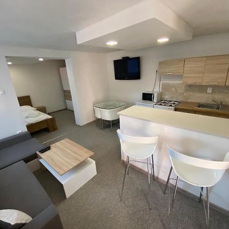Ard Apartments - Levice Dış mekan fotoğraf