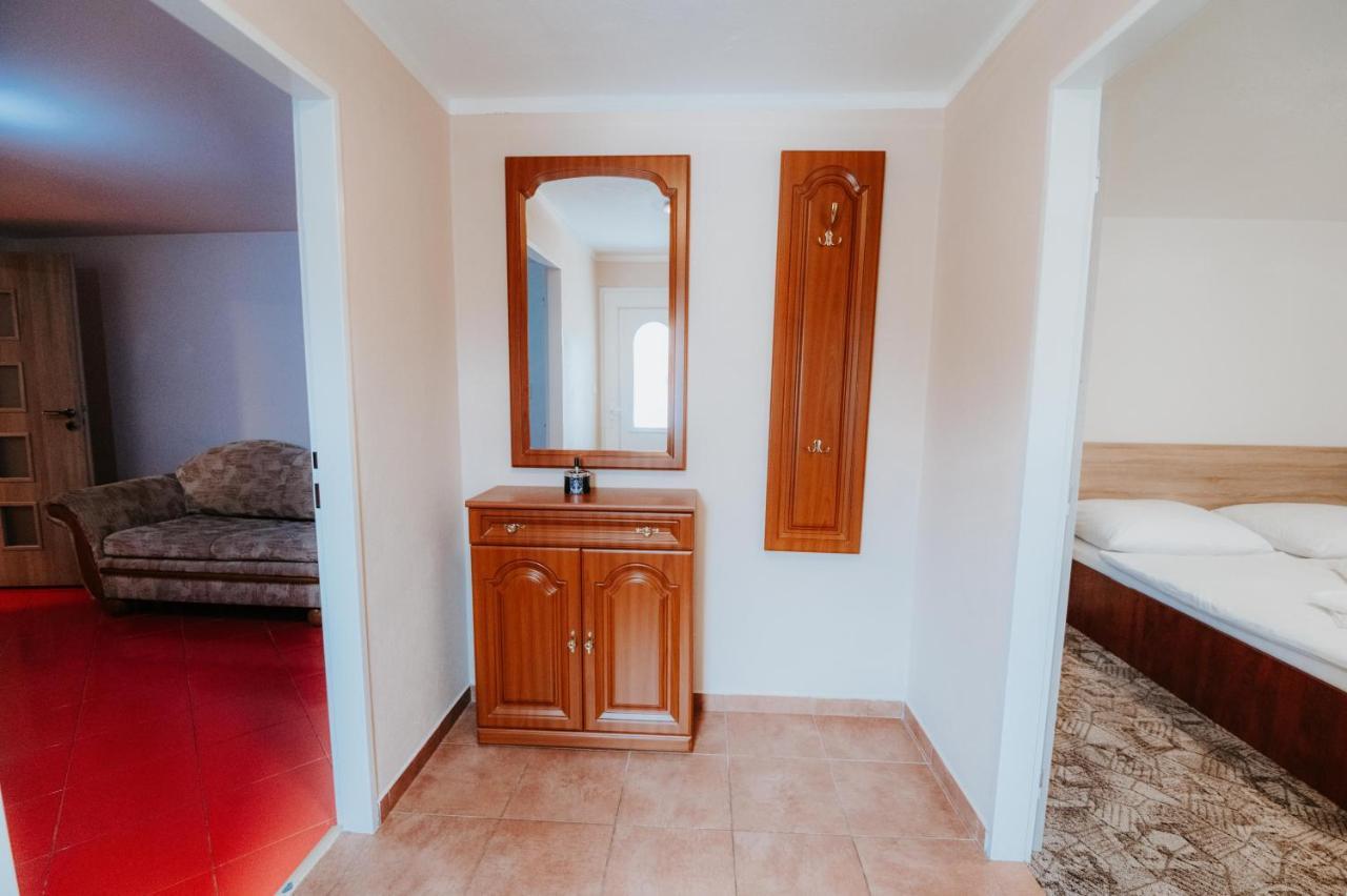 Ard Apartments - Levice Dış mekan fotoğraf