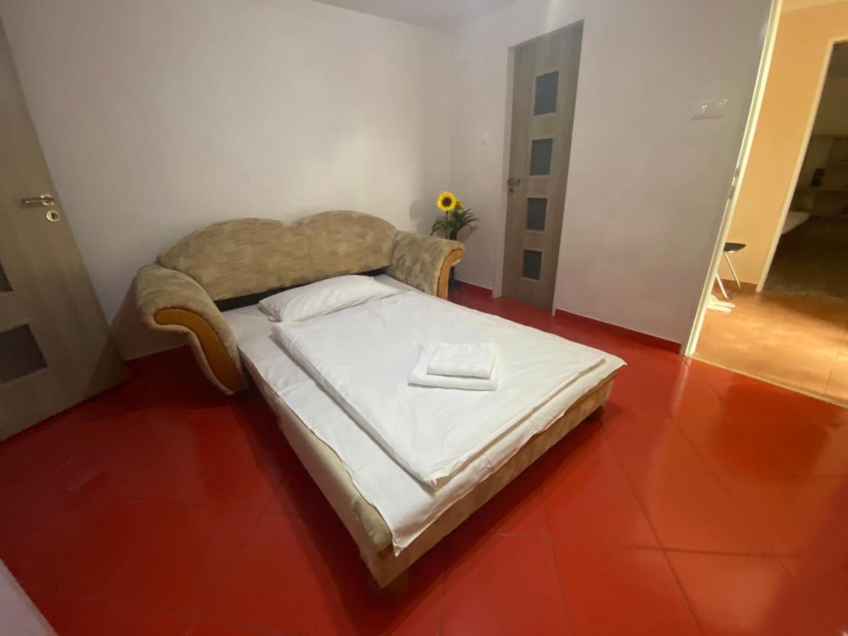 Ard Apartments - Levice Dış mekan fotoğraf
